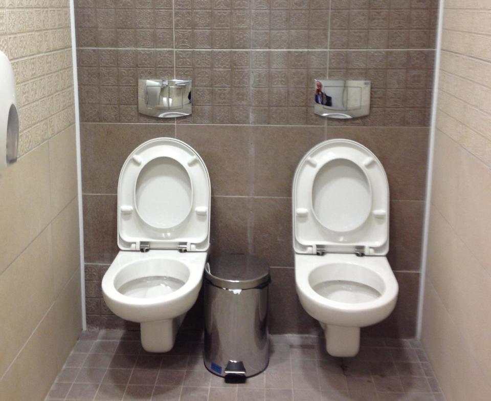Picture of twin toilets in Sochi goes viral
