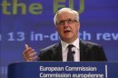 El comisario de Asuntos Económicos y Financieros de la UE, Olli Rehn, ofrece una rueda de prensa sobre las conclusiones de la revisión del desequilibrio macroeconómico en la sede de la Comisión Europea en Bruselas (Bélgica). EFE/Archivo