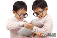 對於0至5歲學齡前幼兒，父母有責任從小教導幼童，維護良好視力的習慣。