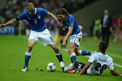 صور من مباراة الدور قبل النهائي ليورو 2012 بين إيطاليا وألمانيا 000-Par7199841-jpg_201441