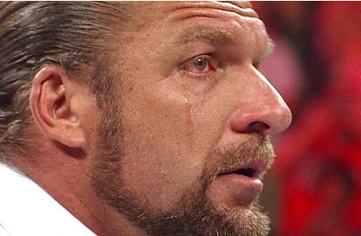 الخسارة المذلة من ليزنر تدفع تريبل إتش إلى اعتزال المصارعة الحرة WWE 400928-10151053112971443-2134666624-n-jpg_112058