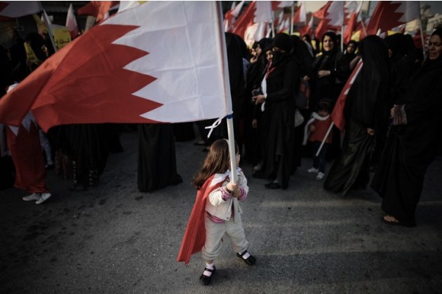 لقي فتى حتفه الخميس بطلقة من سلاح الخرطوش في مواجهات مع الشرطة في قرية الديه الشيعية، اثناء تظاهرات بمناسبة الذكرى الثانية لانطلاق الحركة الاحتجاجية في البحرين، بحسب المعارضة ووزارة الداخلية.