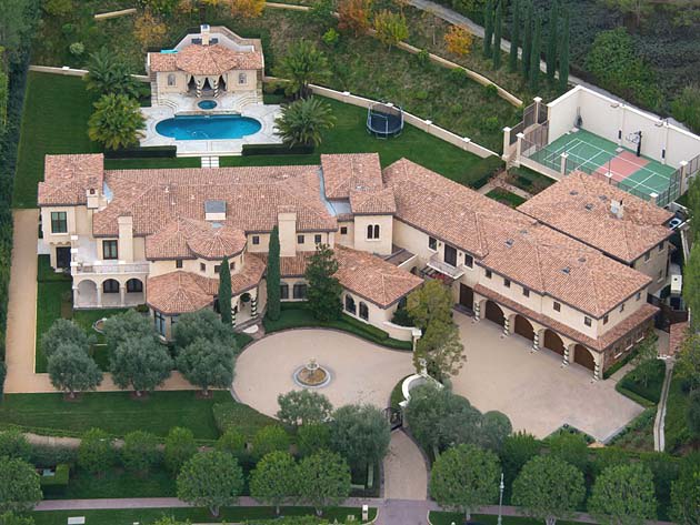 Barry Bonds Lists Beverly Hills Home for $25 Million