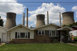 File photo of the John Amos coal-fired power plant&nbsp;&hellip;