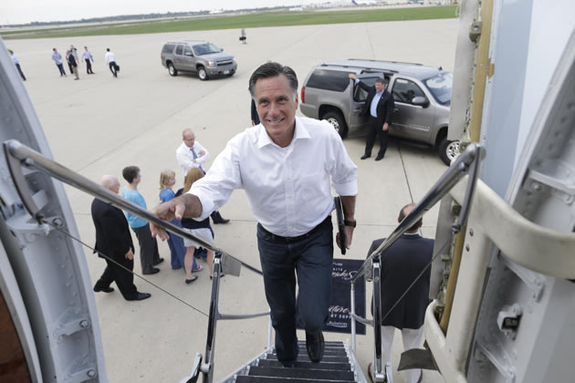 Amid rumors of discord, Romney seeks to shift strategy | The ...