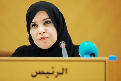 بالصور: أقوى 9 نساء في العالم العربي لعام 2013 UAE-Women-Make-New-Step-in-Politics-Amal-Al-Qubaisi-jpg_162417