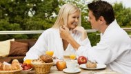 الفيتامينات الضرورية لعلاقة حميمية ناجحة في أول أيام الزواج
