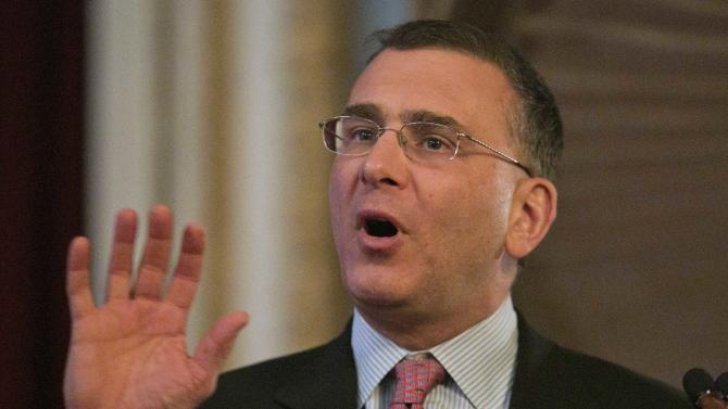 Economist Jonathan Gruber speaks at a conference of the Workers Compensation Research Institute in Boston