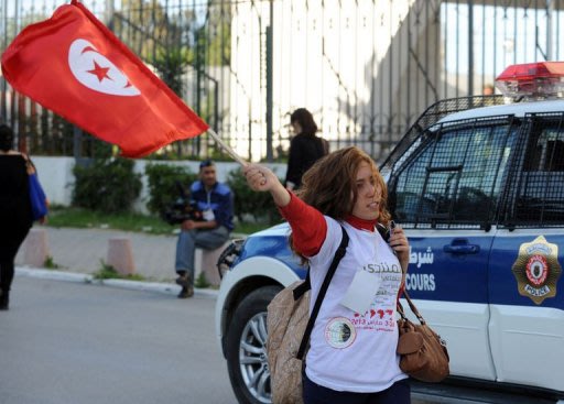 <p>جدل في تونس حول فتوى جهاد النكاح</p>