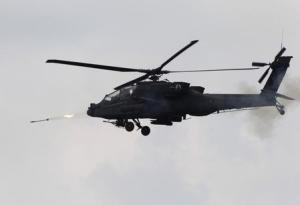 U.S. Army&#39;s AH-64 Apache helicopter attends a live-fire exercise in Pocheon