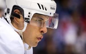 Pittsburgh Penguins' Sidney Crosby lines up for …