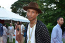Pharrell: Victoria Beckham Sangat Jeli