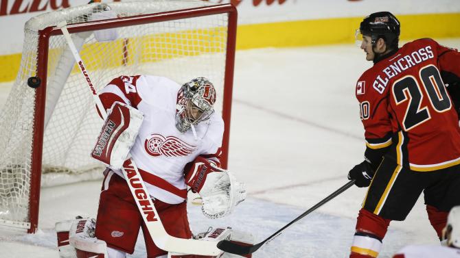 Red Wings conquer Alberta with 3-2 win against Calgary 201501072138779028575-p5