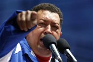 Presidente e candidato à reeleição da Venezuela, Hugo Chávez, discursa durante evento de campanha em Maracay, na Venezuela. 03/10/2012 REUTERS/Jorge Silva