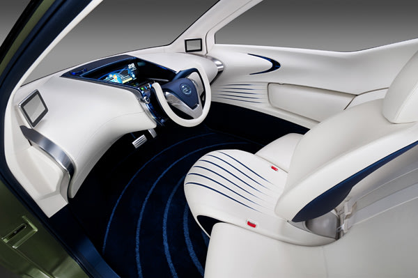 Nissan concept car PIVO3