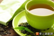 取烏龍茶、乾荷葉、山楂和陳皮泡製的「荷葉烏龍茶」，不僅具有清利濕熱的作用，還能提升身體的水分代謝能力，幫助減重。