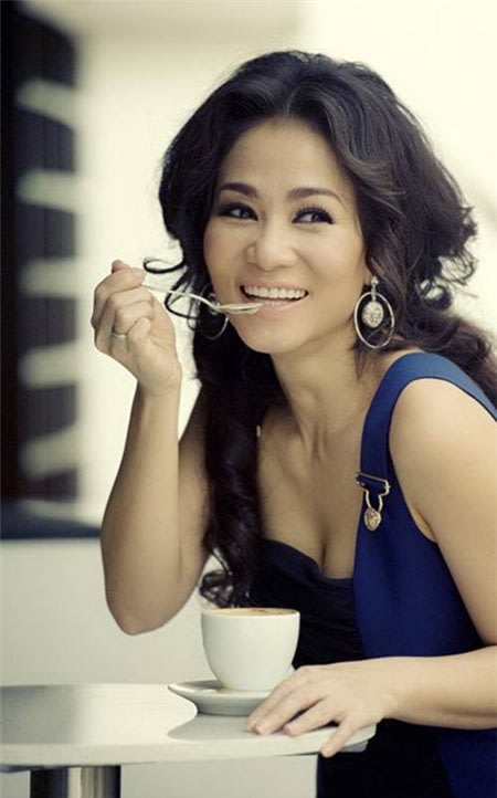 Top 10 mỹ nữ được ưu ái nhất Showbiz Việt 2012 Top-10-my-nu-duoc-them-muon-nhat-showbiz-viet-2012-1-jpg_092001