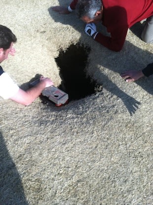 Sinkhole on Golfer Falls Into A Sinkhole In The Middle Of An Illinois Fairway