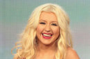 Adam Levine Puji Single Baru Christina Aguilera