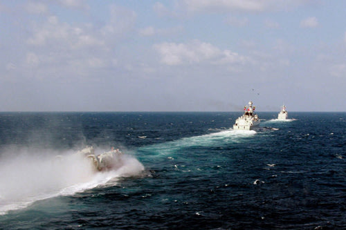 Một đội tàu chiến Trung Quốc vừa thực hiện cuộc tập trận ở Ấn Độ Dương - Ảnh: Navy.81.cn