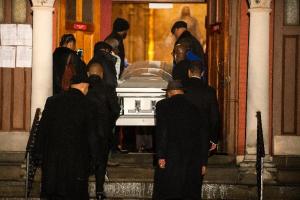 Akai Gurley&#39;s casket is carried into the Brown &hellip;