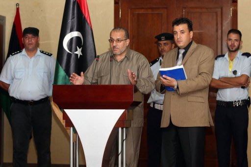 الداخلية الليبية تعلن مصادرة اكثر من مئة دبابة لدى ميليشيا موالية للقذافي Photo_1345782617789-1-0