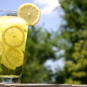 Cocteles refrescantes para días calurosos