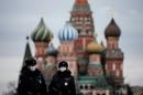 Moscow begins lockdown during tougher push to curb virus