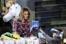 Melania Trump gives gifts at Marine Corps Reserve toy drive