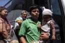Migrant caravan arrives at US-Mexican border