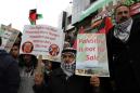 Palestinians demonstrate against Trump plan before Abbas UN speech