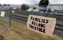 Father takes his own life in ICE family detention centre