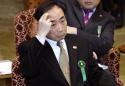 Japan PM Abe accused of giving cash to nationalistic school