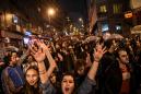 Thousands of 'No' supporters protest Turkey vote in Istanbul