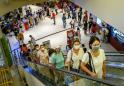 Long queues as Thai malls reopen after virus shutdown