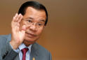 Cambodian PM tells opposition to defect or face being banned from politics