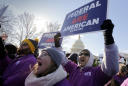 Payday without pay hits federal workers as shutdown drags on