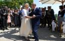 Vladimir Putin dances at Austrian foreign minister's wedding 