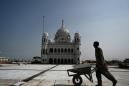 Pakistan, India sign deal on visa-free corridor for Sikh pilgrims