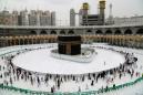 Saudi halts prayers in mosques over coronavirus